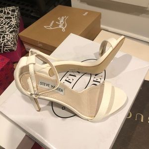 White croc Steve Madden ankle strap heels 36